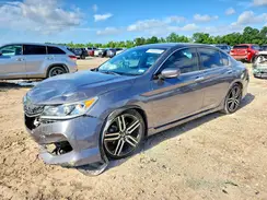 1HGCR2F54HA303498 2017 HONDA ACCORD