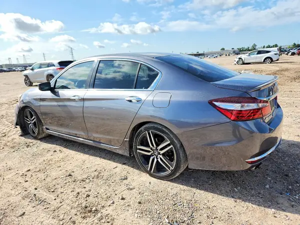 1HGCR2F54HA303498 2017 HONDA ACCORD - Image 2