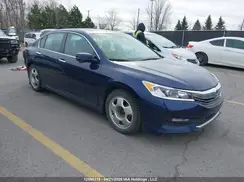 1HGCR2F54HA801586 2017 HONDA ACCORD