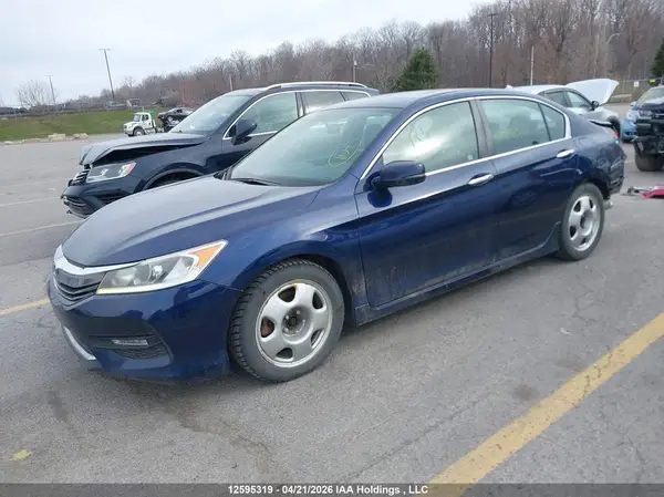 1HGCR2F54HA801586 2017 HONDA ACCORD - Image 2