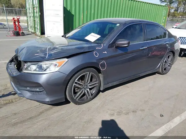 1HGCR2F55GA015018 2016 HONDA ACCORD - Image 2