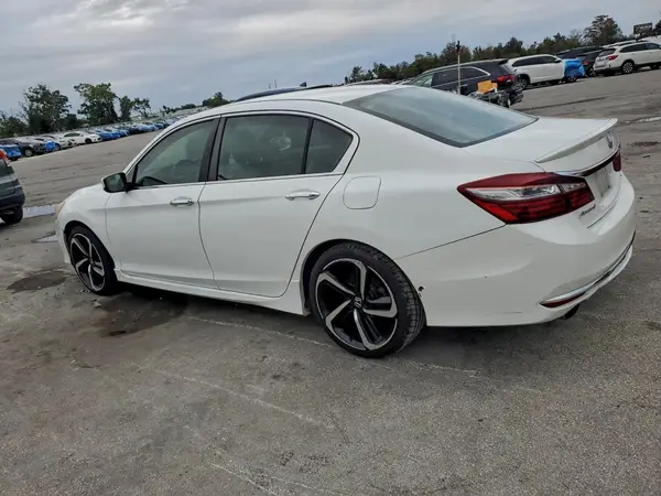 1HGCR2F55GA078118 2016 HONDA ACCORD - Image 2