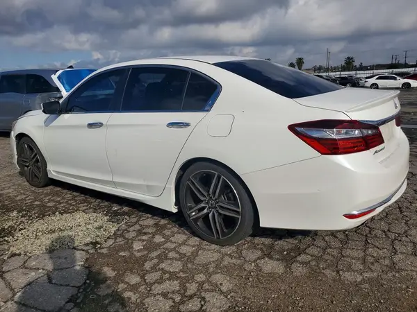 1HGCR2F55GA104846 2016 HONDA ACCORD - Image 2