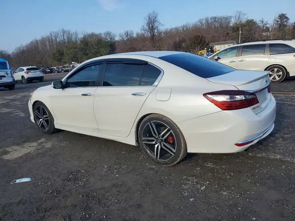 1HGCR2F55GA128225 2016 HONDA ACCORD - Image 2