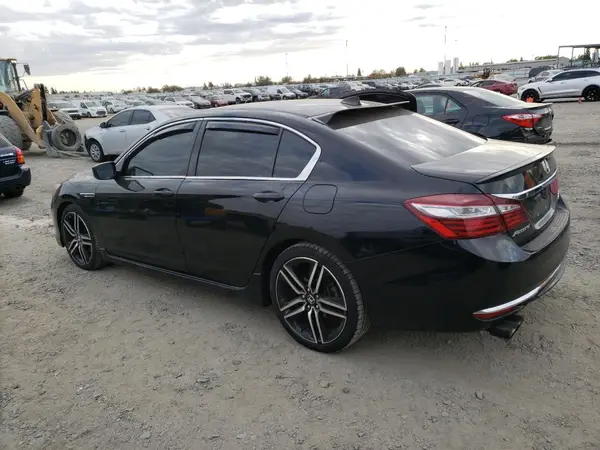 1HGCR2F55GA136891 2016 HONDA ACCORD - Image 2