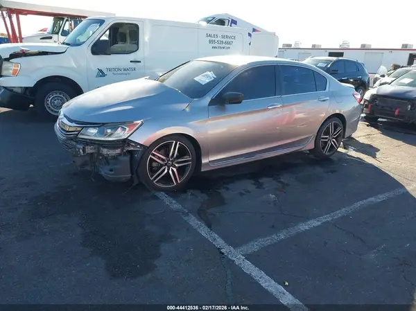1HGCR2F55GA156204 2016 HONDA ACCORD - Image 2