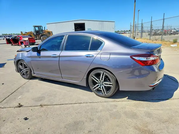 1HGCR2F55GA160026 2016 HONDA ACCORD - Image 2