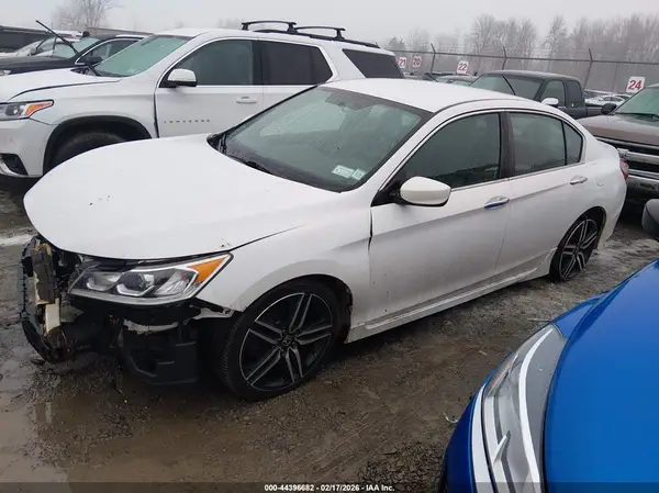 1HGCR2F55GA180535 2016 HONDA ACCORD - Image 2
