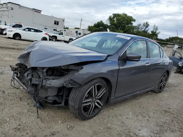 1HGCR2F55HA013108 2017 HONDA ACCORD - Image 1