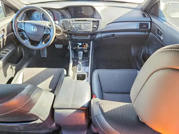 1HGCR2F55HA017384 2017 HONDA ACCORD - Image 8