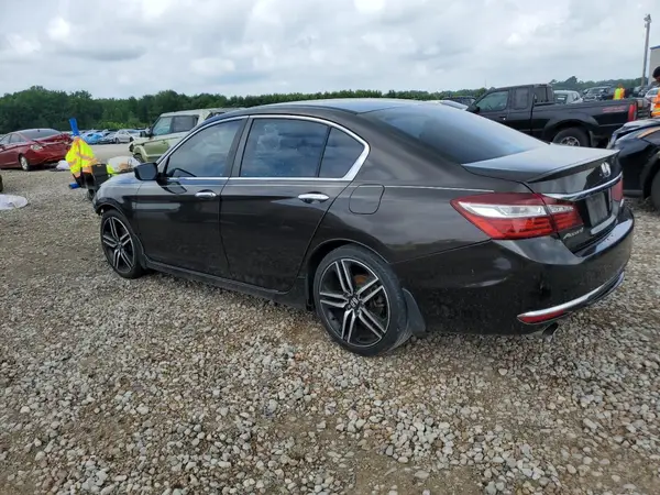 1HGCR2F55HA018132 2017 HONDA ACCORD - Image 2