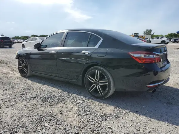 1HGCR2F55HA029678 2017 HONDA ACCORD - Image 2