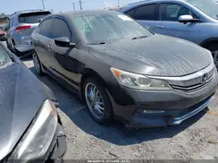 1HGCR2F55HA030412 2017 HONDA ACCORD