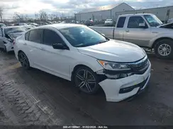 1HGCR2F55HA031351 2017 HONDA ACCORD