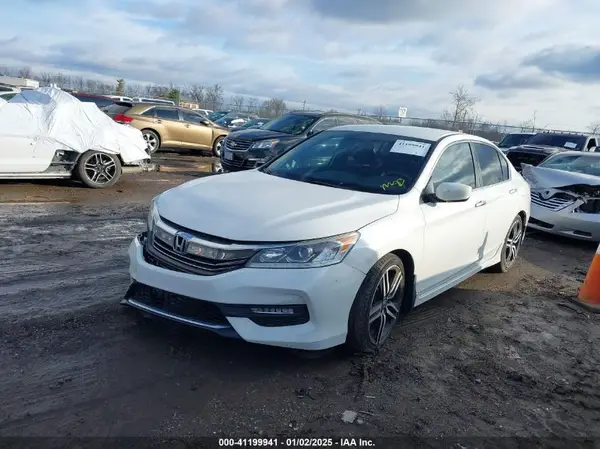 1HGCR2F55HA031351 2017 HONDA ACCORD - Image 2
