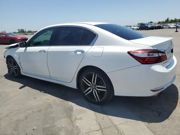 1HGCR2F55HA031530 2017 HONDA ACCORD - Image 2