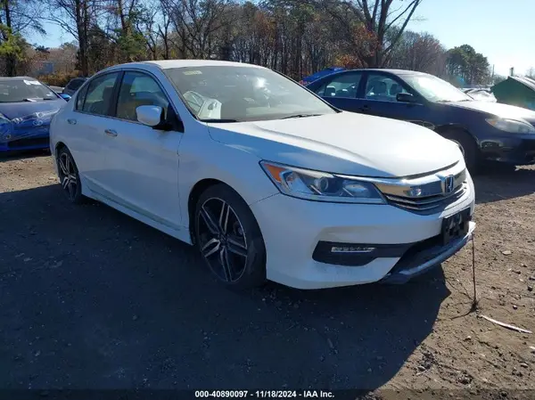 1HGCR2F55HA046089 2017 HONDA ACCORD - Image 1