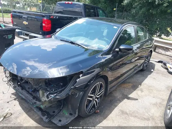 1HGCR2F55HA050921 2017 HONDA ACCORD - Image 2
