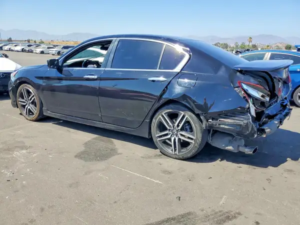 1HGCR2F55HA052359 2017 HONDA ACCORD - Image 2