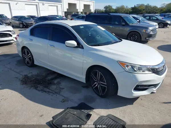 1HGCR2F55HA054256 2017 HONDA ACCORD - Image 1