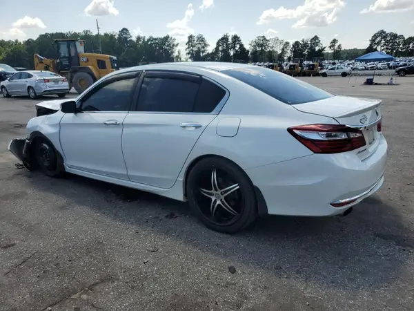 1HGCR2F55HA059263 2017 HONDA ACCORD - Image 2