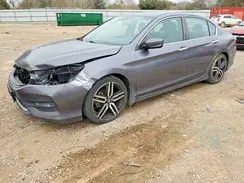 1HGCR2F55HA065404 2017 HONDA ACCORD
