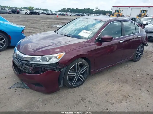1HGCR2F55HA067721 2017 HONDA ACCORD - Image 2