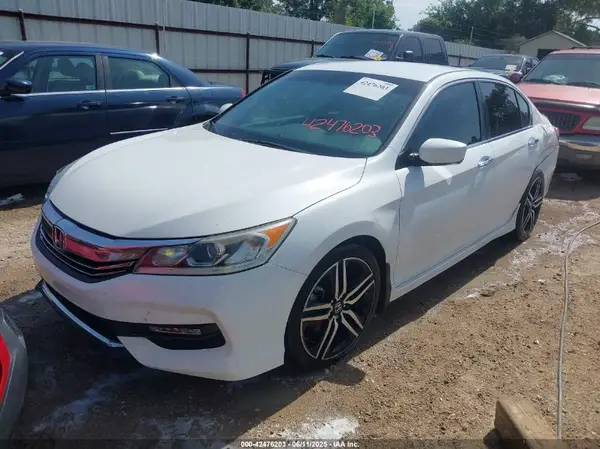 1HGCR2F55HA072126 2017 HONDA ACCORD - Image 2