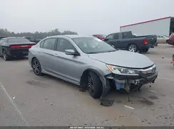 1HGCR2F55HA083692 2017 HONDA ACCORD