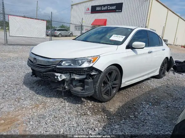 1HGCR2F55HA103469 2017 HONDA ACCORD - Image 2