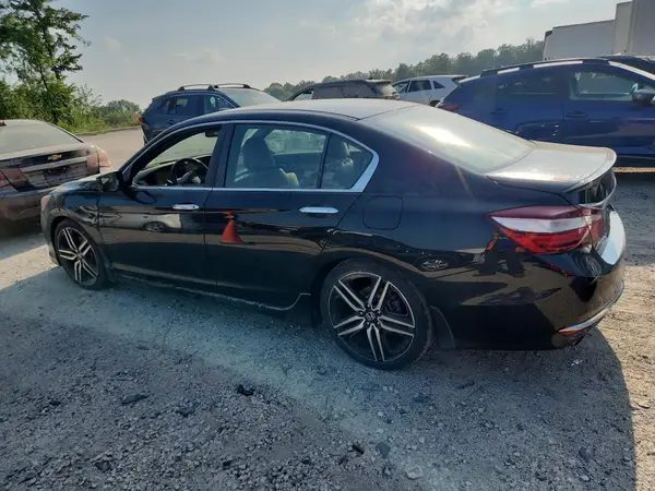 1HGCR2F55HA110566 2017 HONDA ACCORD - Image 2
