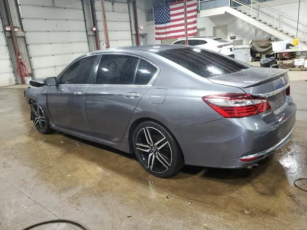 1HGCR2F55HA116173 2017 HONDA ACCORD - Image 2