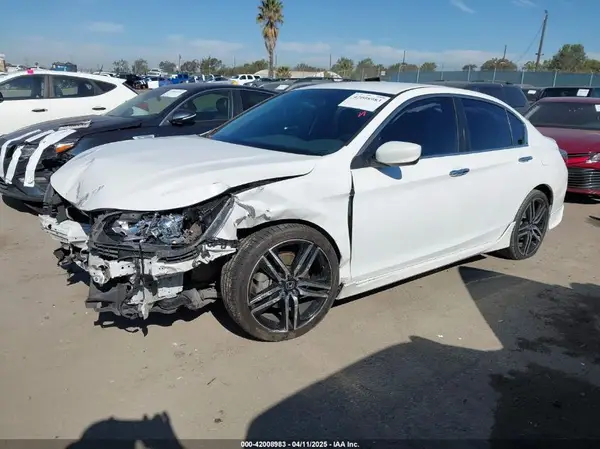 1HGCR2F55HA116402 2017 HONDA ACCORD - Image 2