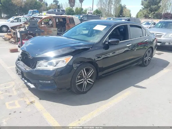 1HGCR2F55HA119090 2017 HONDA ACCORD - Image 2