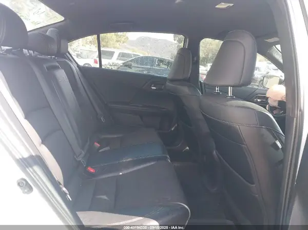 1HGCR2F55HA127187 2017 HONDA ACCORD - Image 8
