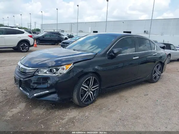 1HGCR2F55HA128792 2017 HONDA ACCORD - Image 2