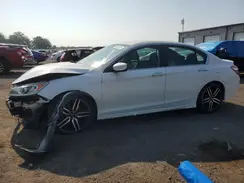 1HGCR2F55HA135306 2017 HONDA ACCORD