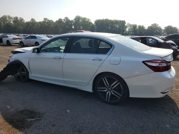 1HGCR2F55HA135306 2017 HONDA ACCORD - Image 2