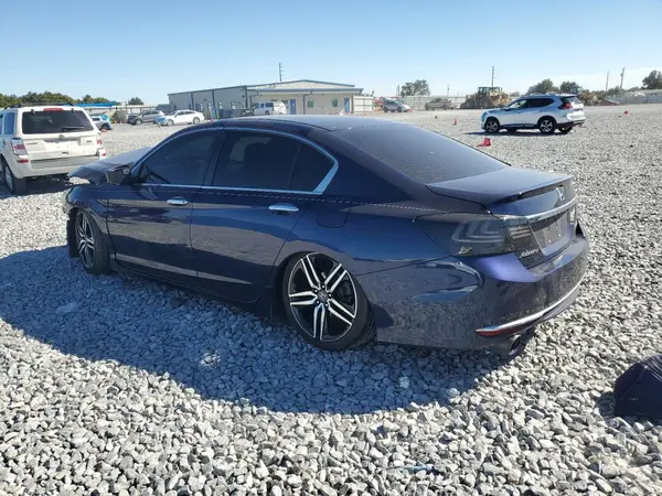 1HGCR2F55HA144930 2017 HONDA ACCORD - Image 2