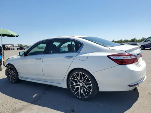 1HGCR2F55HA167186 2017 HONDA ACCORD - Image 2