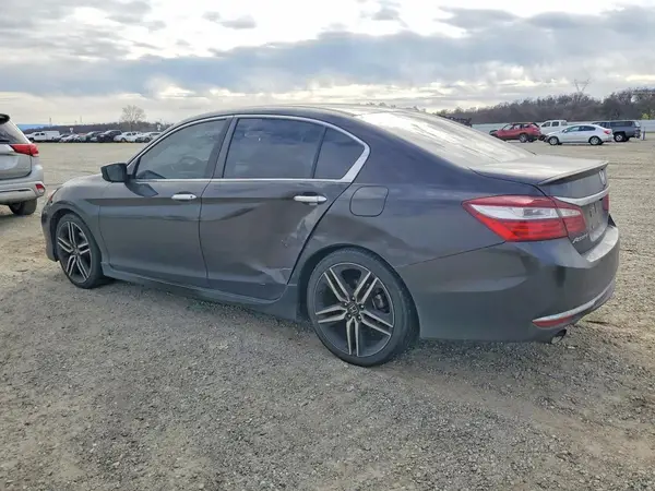 1HGCR2F55HA168192 2017 HONDA ACCORD - Image 2