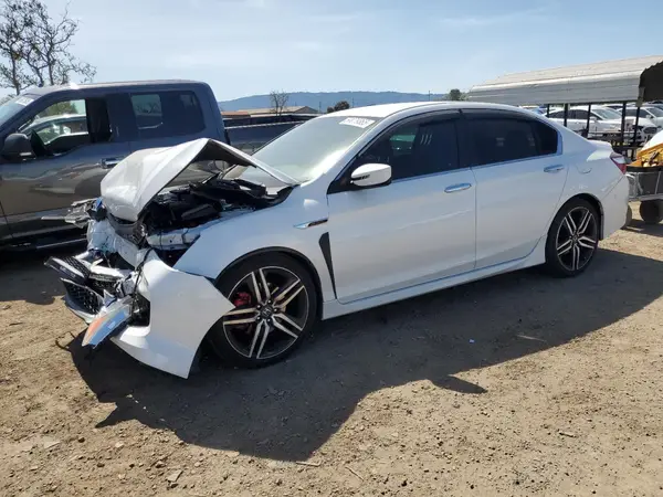 1HGCR2F55HA169987 2017 HONDA ACCORD - Image 1