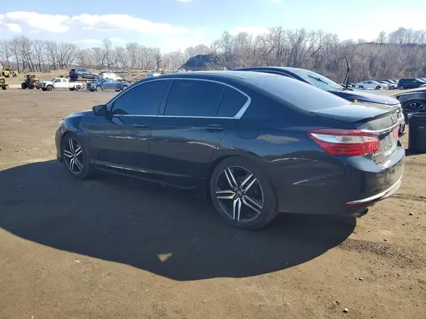 1HGCR2F55HA170542 2017 HONDA ACCORD - Image 2