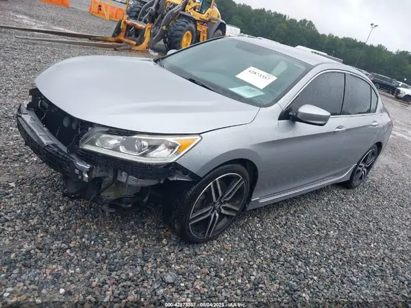 1HGCR2F55HA201661 2017 HONDA ACCORD - Image 2