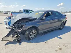 1HGCR2F55HA204897 2017 HONDA ACCORD