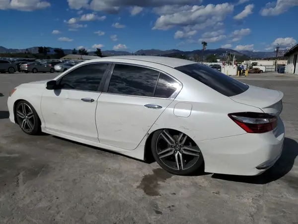 1HGCR2F55HA205225 2017 HONDA ACCORD - Image 2