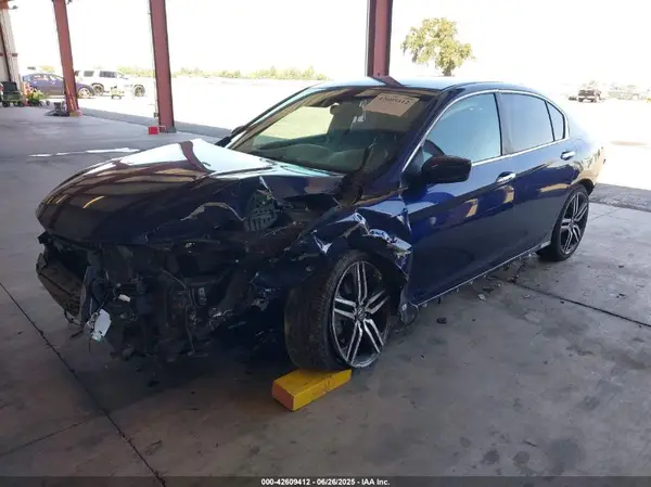 1HGCR2F55HA210005 2017 HONDA ACCORD - Image 2