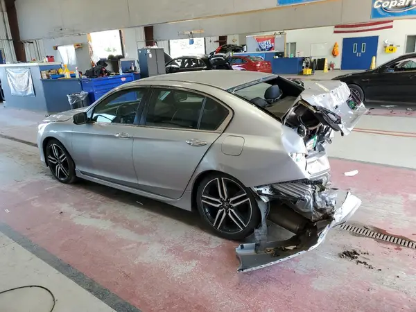1HGCR2F55HA216614 2017 HONDA ACCORD - Image 2