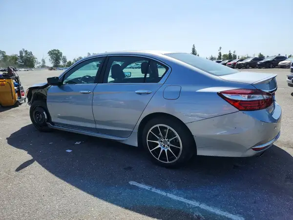 1HGCR2F55HA224499 2017 HONDA ACCORD - Image 2
