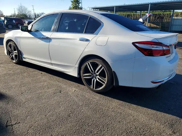 1HGCR2F55HA225183 2017 HONDA ACCORD - Image 2